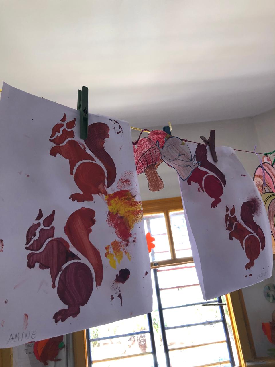 Atelier peinture au jardin d'enfants Les Heures Joyeuses Ain Chock Casablanca